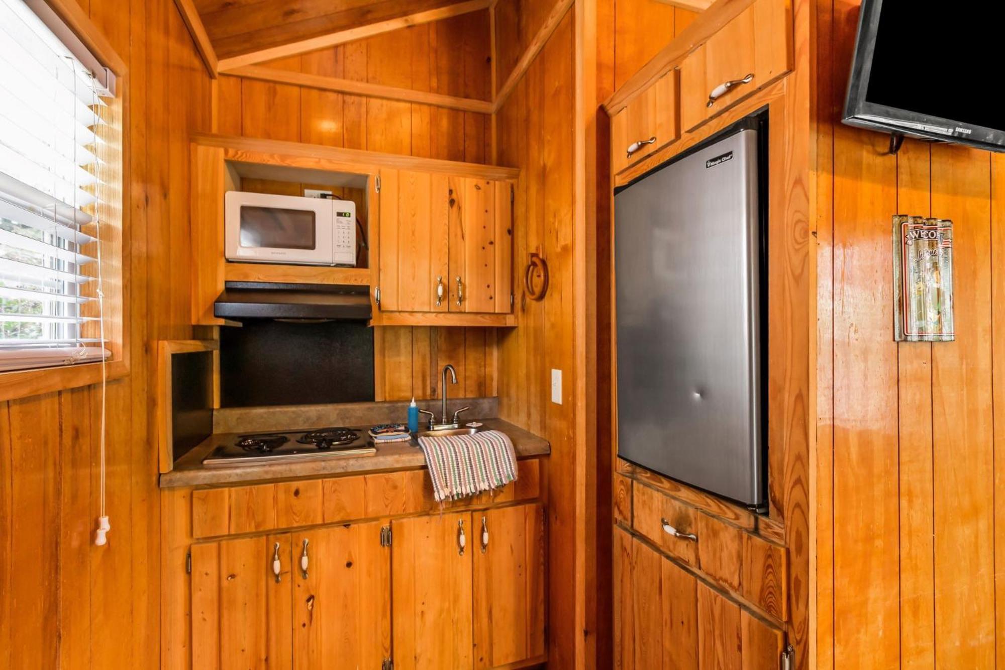 One-Bedroom House,1733454017:JPEG